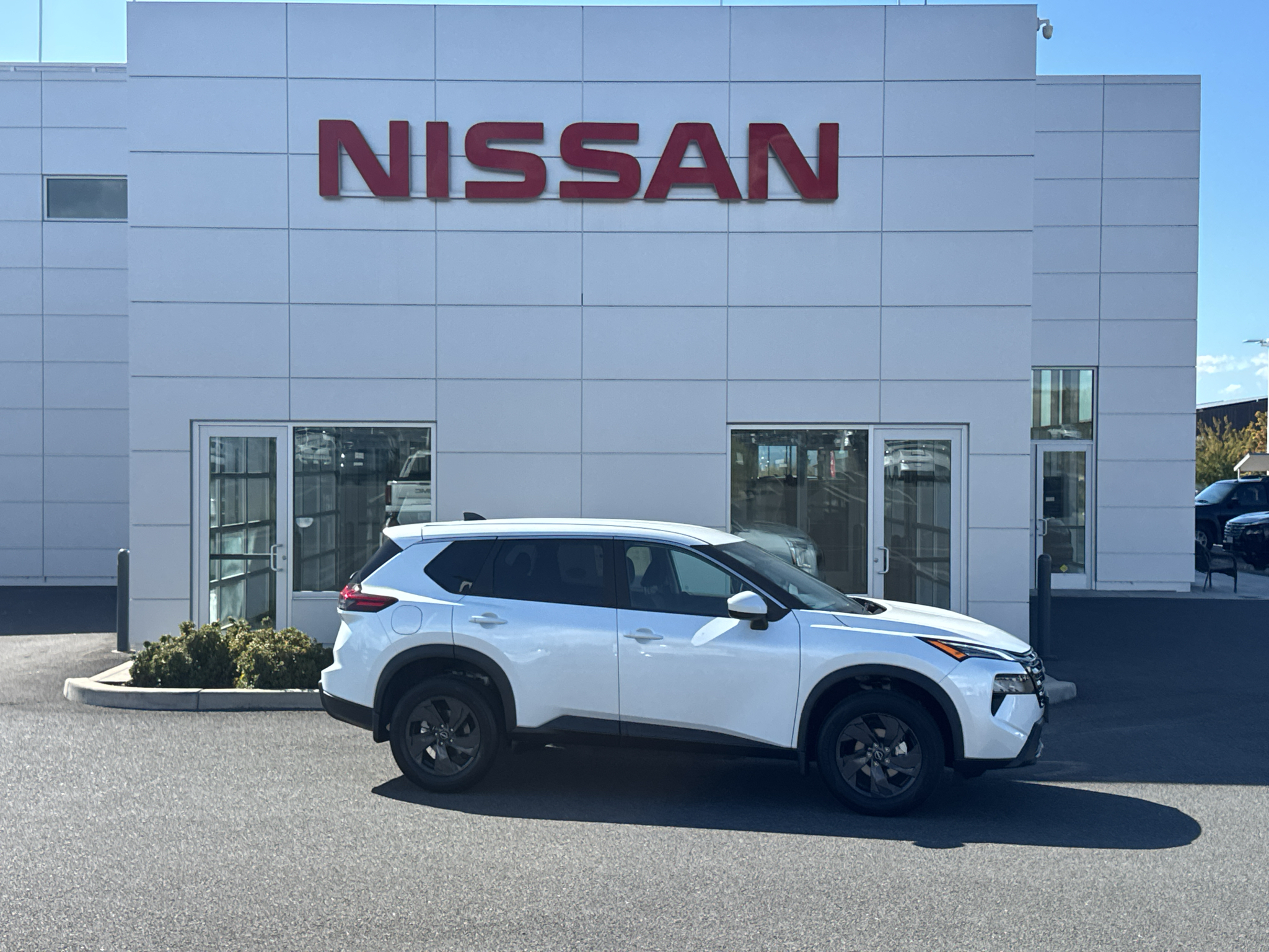 2026 Nissan Rogue SV Medford, OR