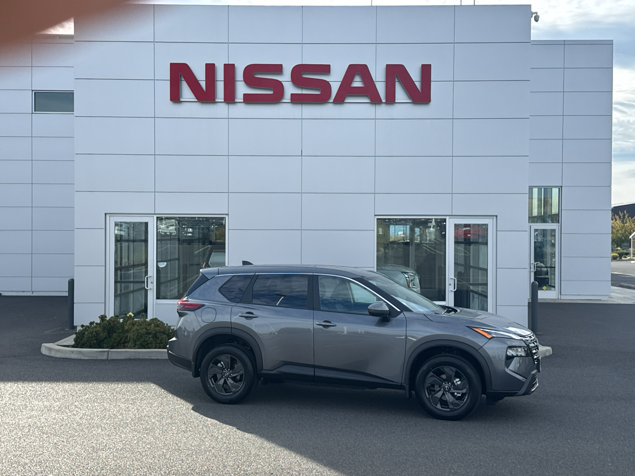 2026 Nissan Rogue SV Medford, OR