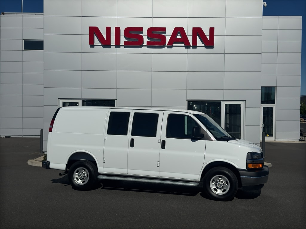 2025 Chevrolet Express Cargo