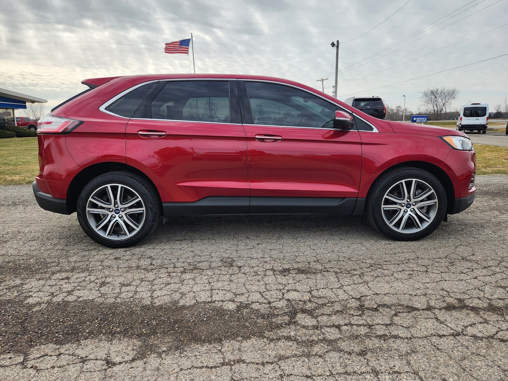 Used 2022 Ford Edge Titanium SUV