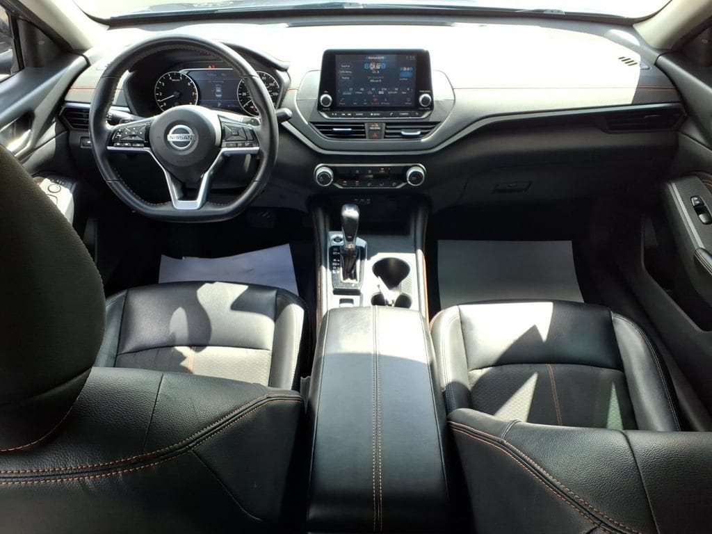 Photo 8