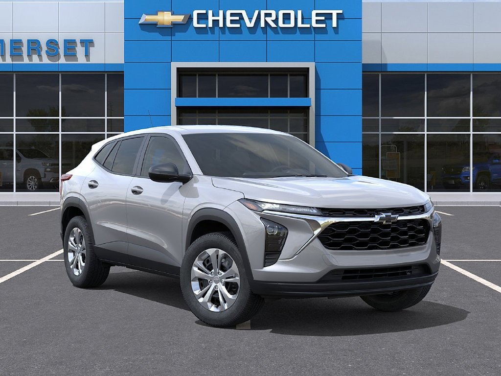2026 Chevrolet Trax LS - Photo 8