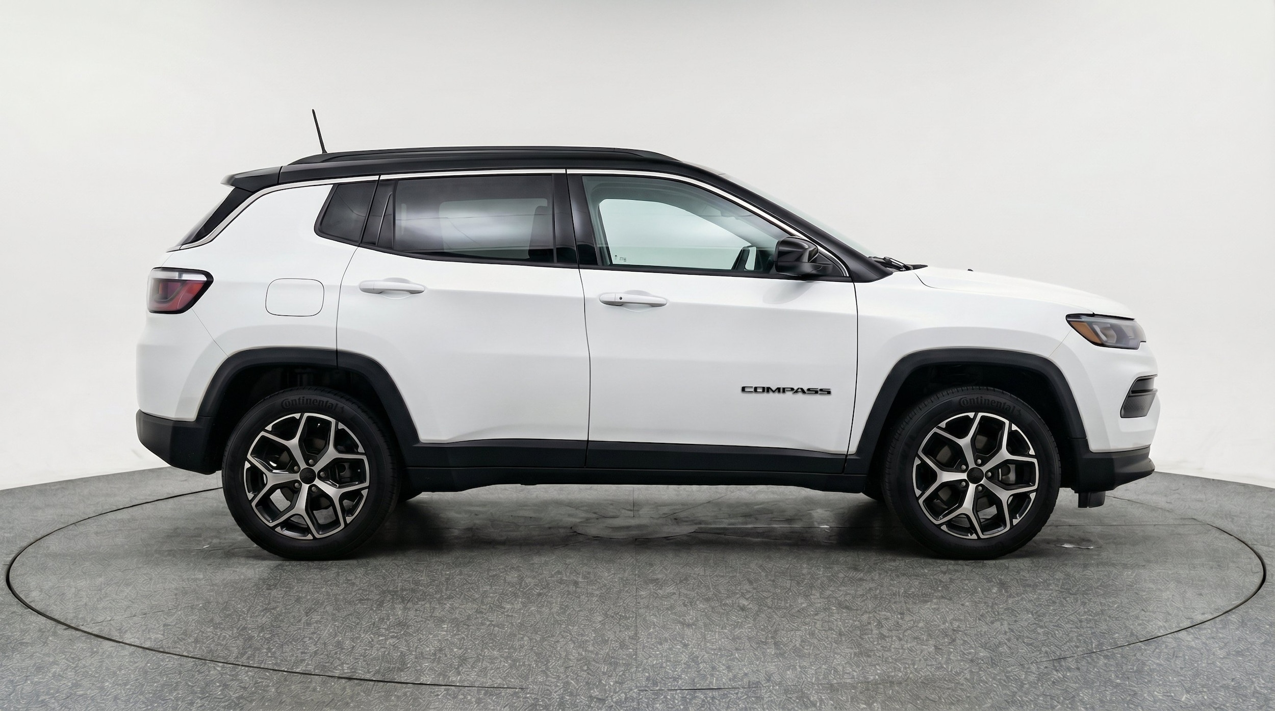 Thumbnail: 2025 Jeep Compass - 10
