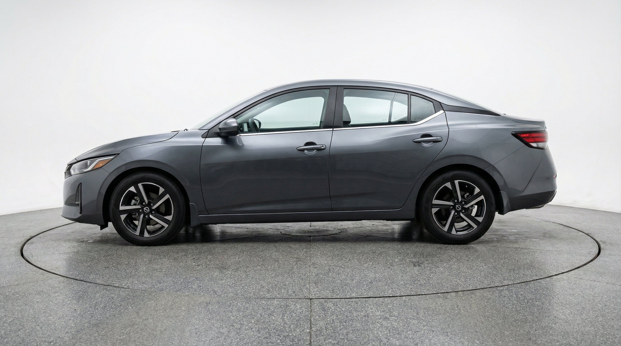 Thumbnail: 2025 Nissan Sentra - 5