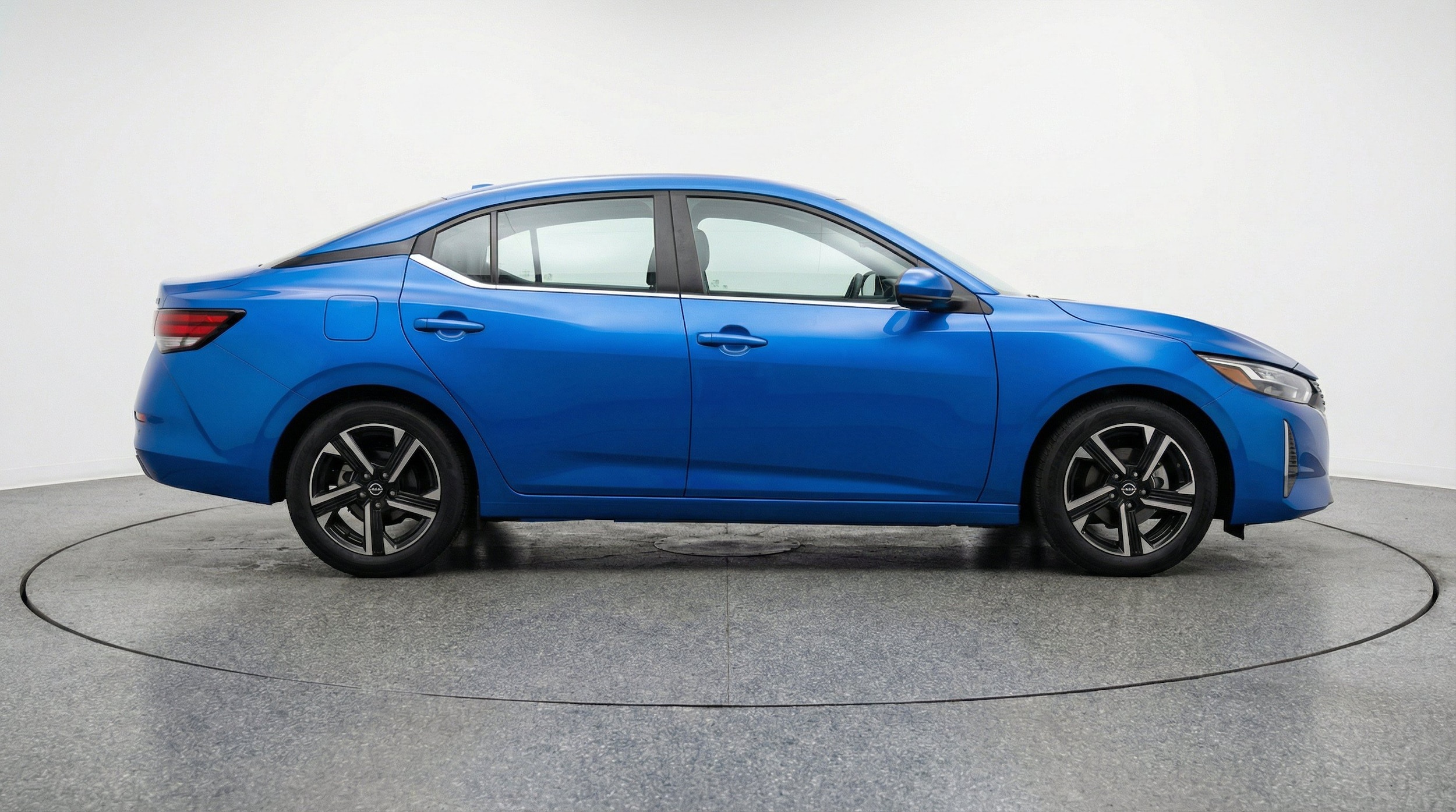 Thumbnail: 2025 Nissan Sentra - 11