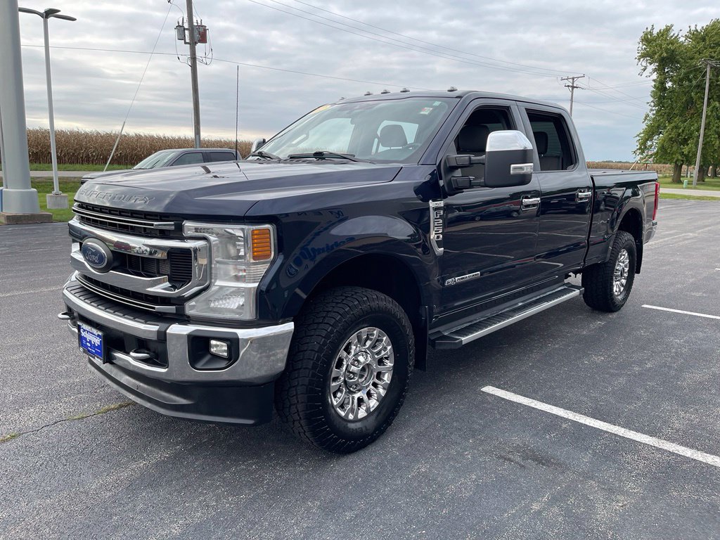 Used 2022 Ford F-250SD XLT Truck Crew Cab