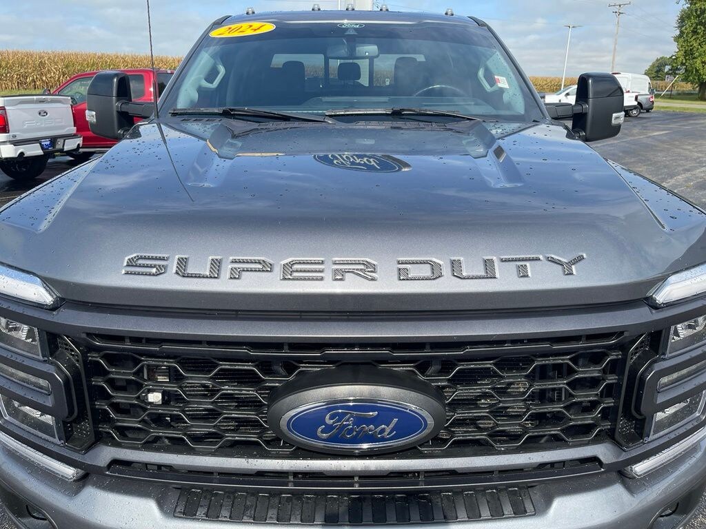 Certified 2024 Ford F-250SD Lariat Truck Crew Cab