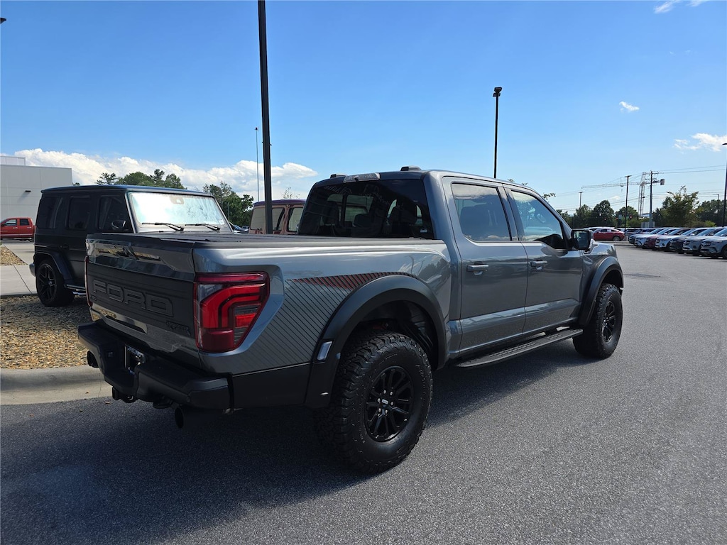 Used 2025 Ford F-150 Raptor Raptor 4WD SuperCrew 5.5 Box