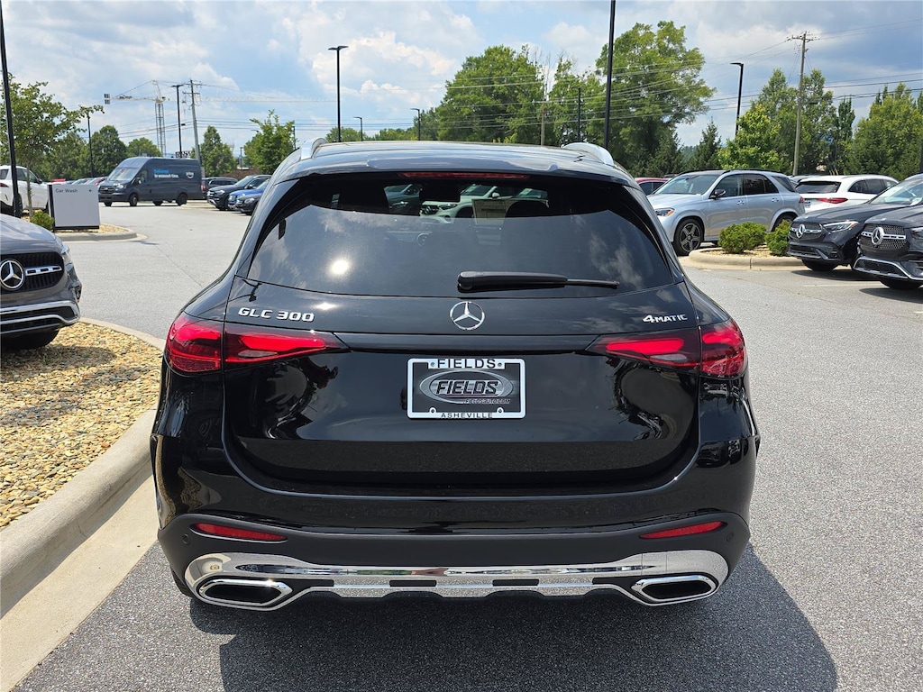 New 2026 Mercedes-Benz GLC 300 4MATIC SUV