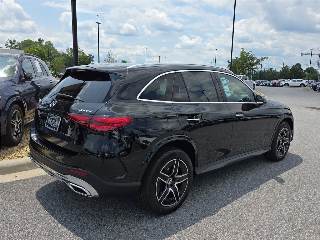 New 2026 Mercedes-Benz GLC 300 4MATIC SUV