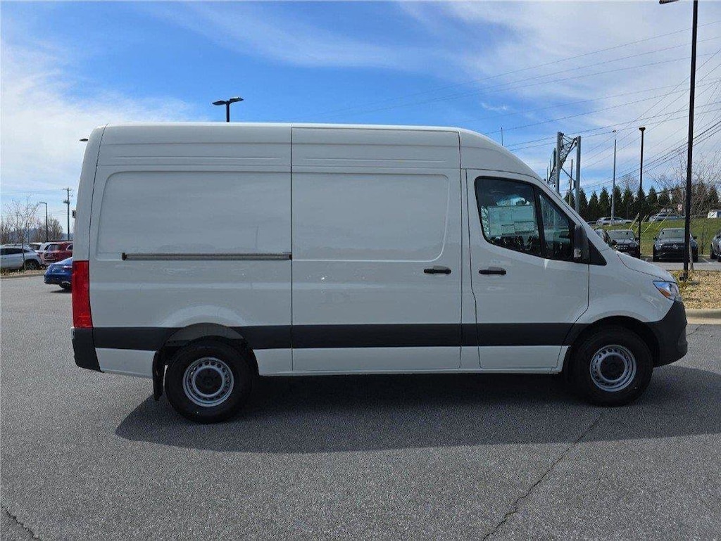 New 2026 Mercedes-Benz Sprinter Cargo Van Standard Roof 4-Cyl Diesel HO 2500 Standard Roof I4 Diesel HO 144 RWD