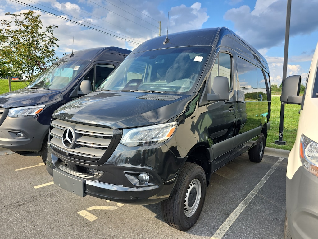 New 2026 Mercedes-Benz Sprinter 2500 Standard Roof 4-Cyl Diesel HO Van Cargo Van