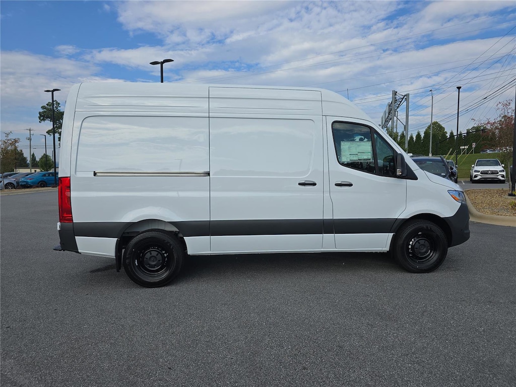 New 2026 Mercedes-Benz Sprinter Cargo Van Standard Roof 4-Cyl Diesel HO 2500 Standard Roof I4 Diesel HO 144 RWD
