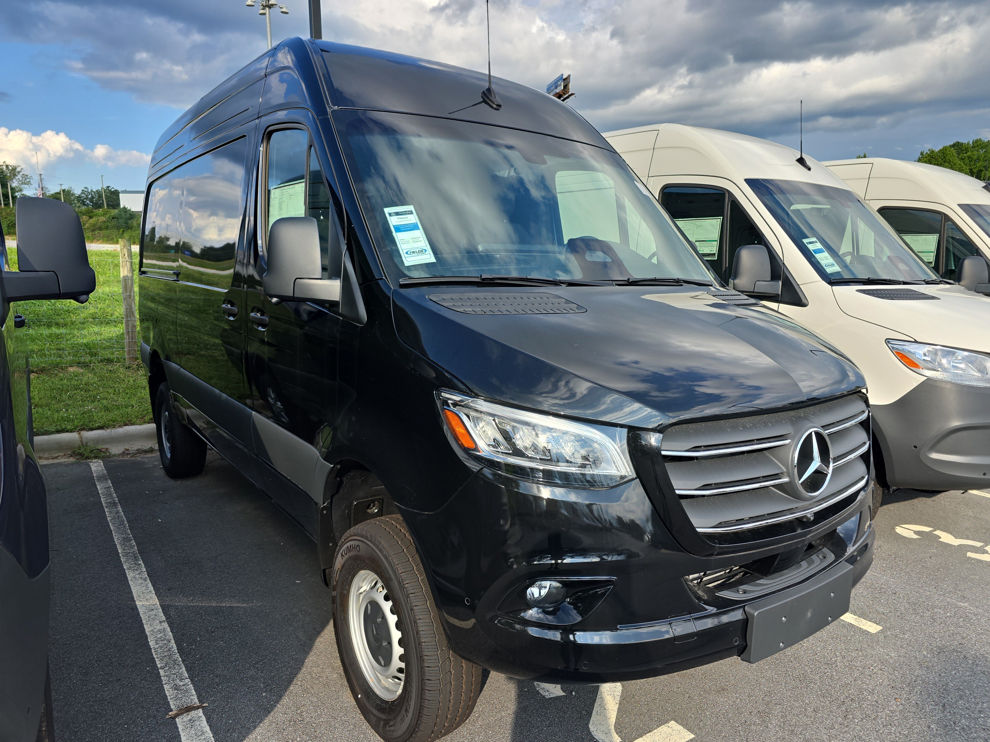  Mercedes-Benz Sprinter Cargo Van