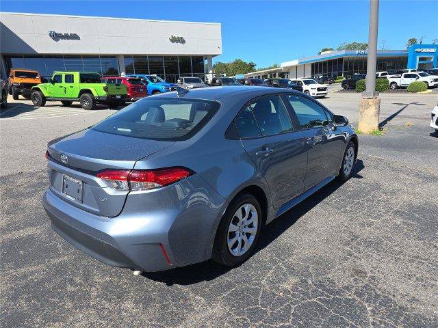 Used 2024 Toyota Corolla LE LE CVT