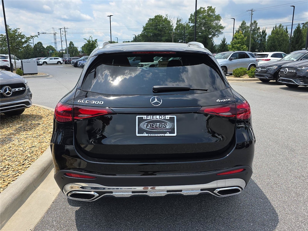 New 2026 Mercedes-Benz GLC 300 4MATIC SUV