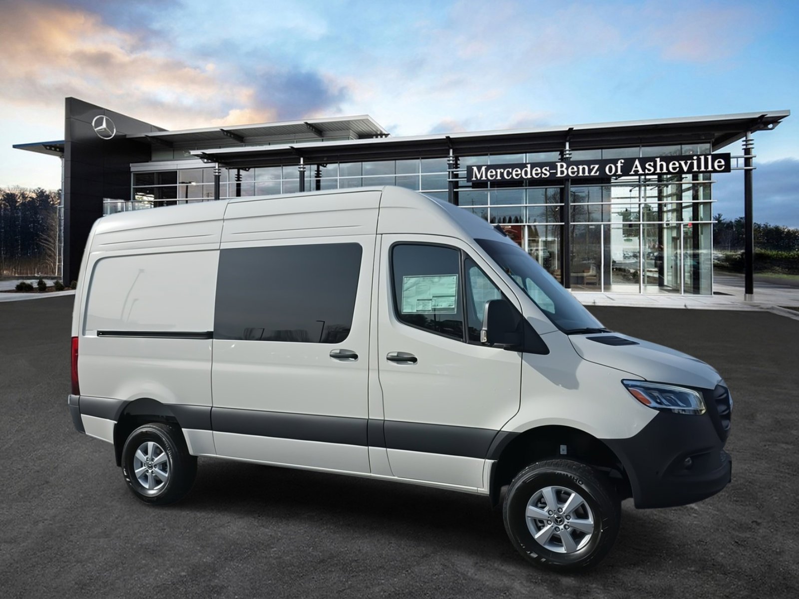 New 2026 Mercedes-Benz Sprinter Cargo Van Standard Roof 4-Cyl Diesel HO 2500 Standard Roof I4 Diesel HO 144 AWD
