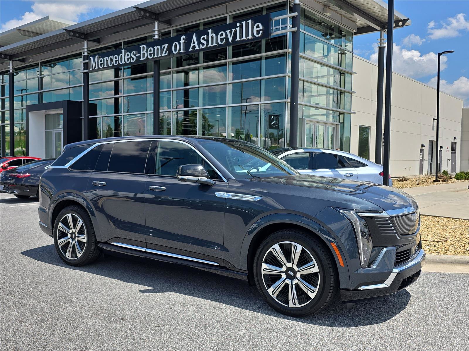 2025 Cadillac Escalade IQ