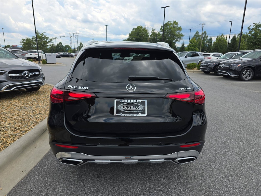 New 2026 Mercedes-Benz GLC 300 4MATIC SUV