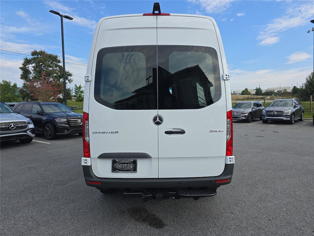 New 2026 Mercedes-Benz Sprinter Cargo Van Standard Roof 4-Cyl Diesel HO 2500 Standard Roof I4 Diesel HO 144 RWD