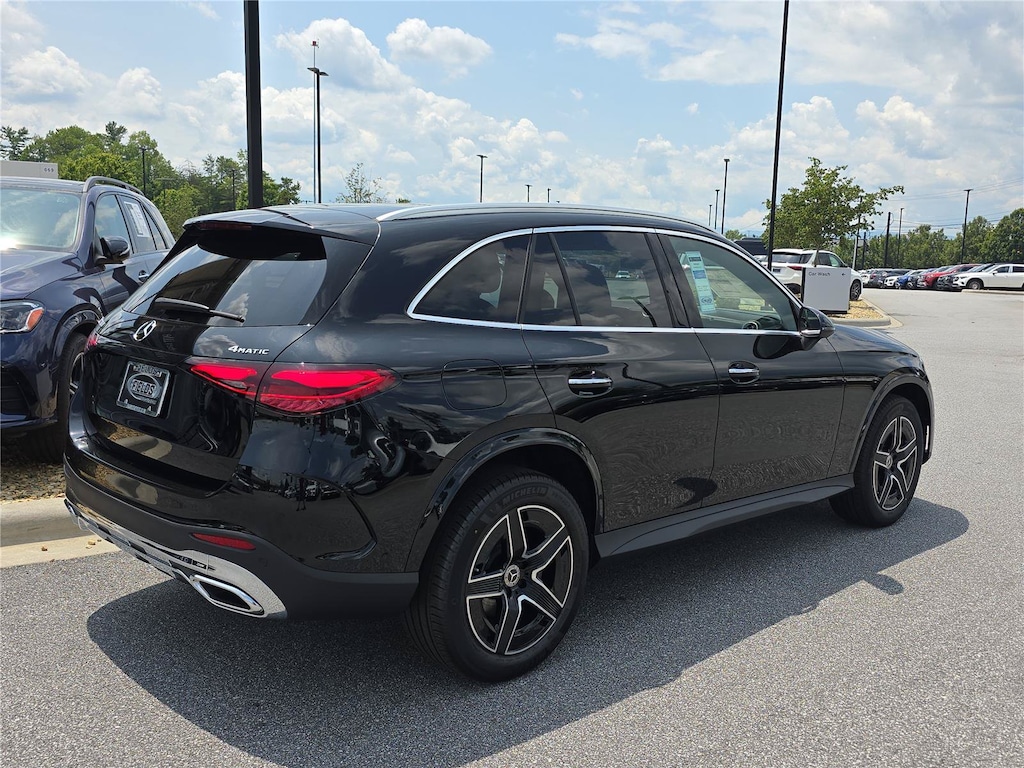 New 2026 Mercedes-Benz GLC 300 4MATIC SUV