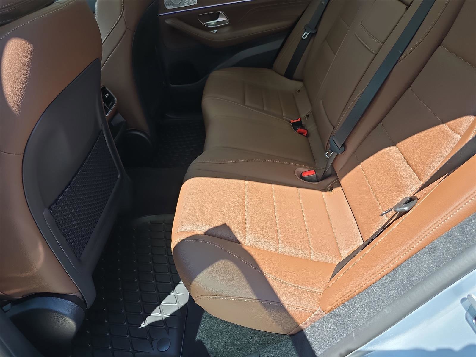 2025 Mercedes-Benz GLE GLE350 - Photo 17