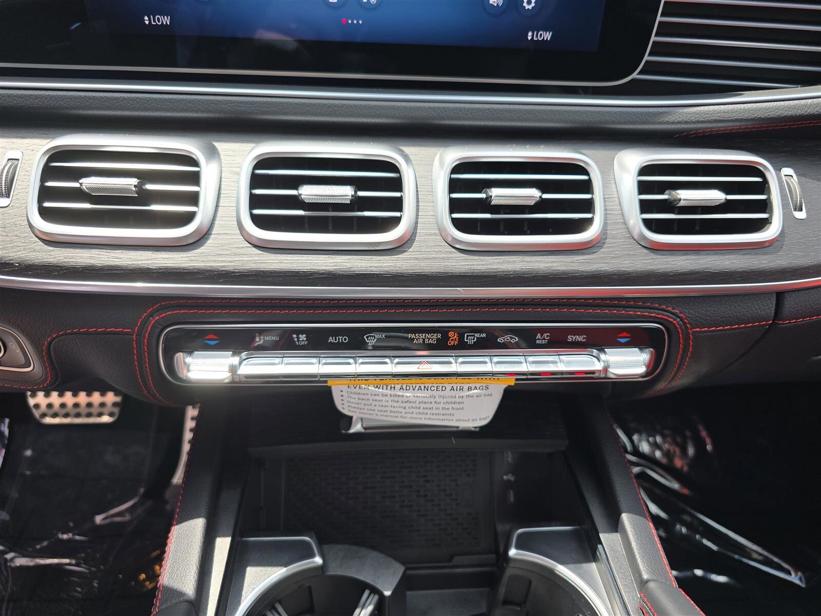 2026 Mercedes-Benz GLE AMG GLE 53 - Photo 31