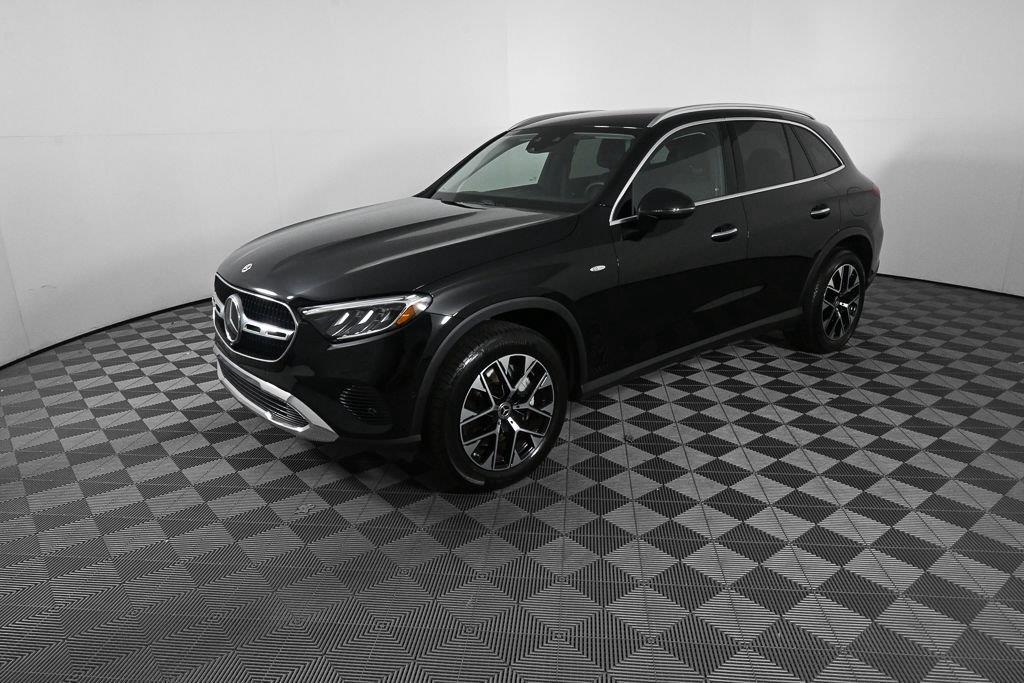 2025 Mercedes-Benz GLC