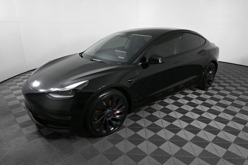  Tesla Model 3