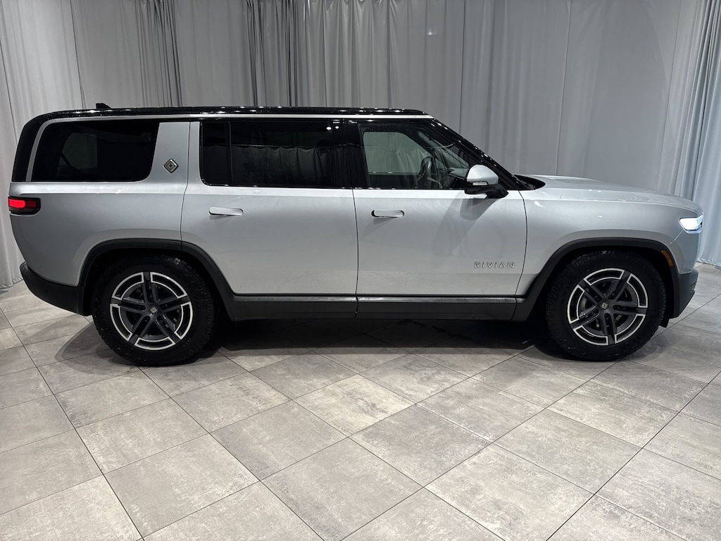 Used 2025 Rivian R1S SUV