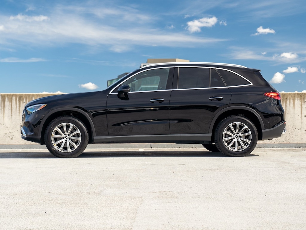 Used 2023 Mercedes-Benz GLC 4MATIC SUV