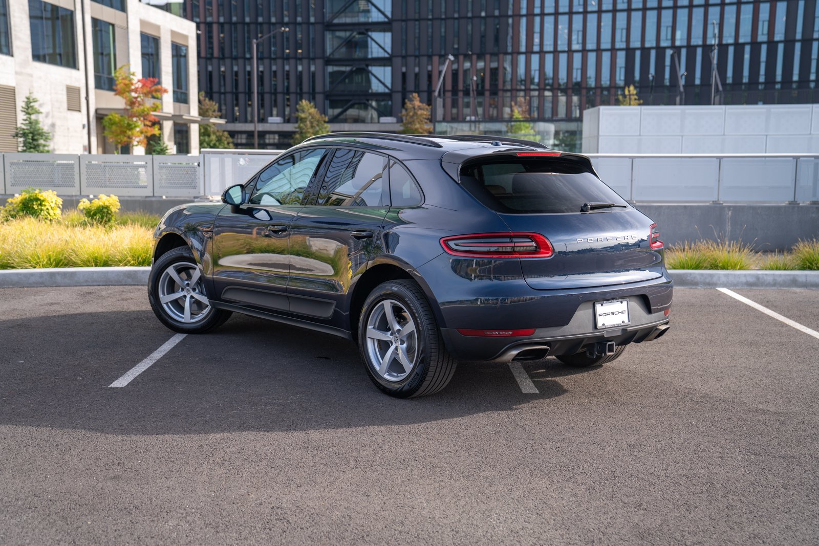 Used 2017 Porsche Macan Base SUV