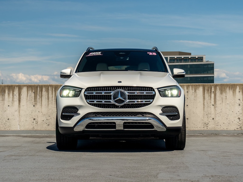 Certified 2025 Mercedes-Benz GLE 4MATIC SUV
