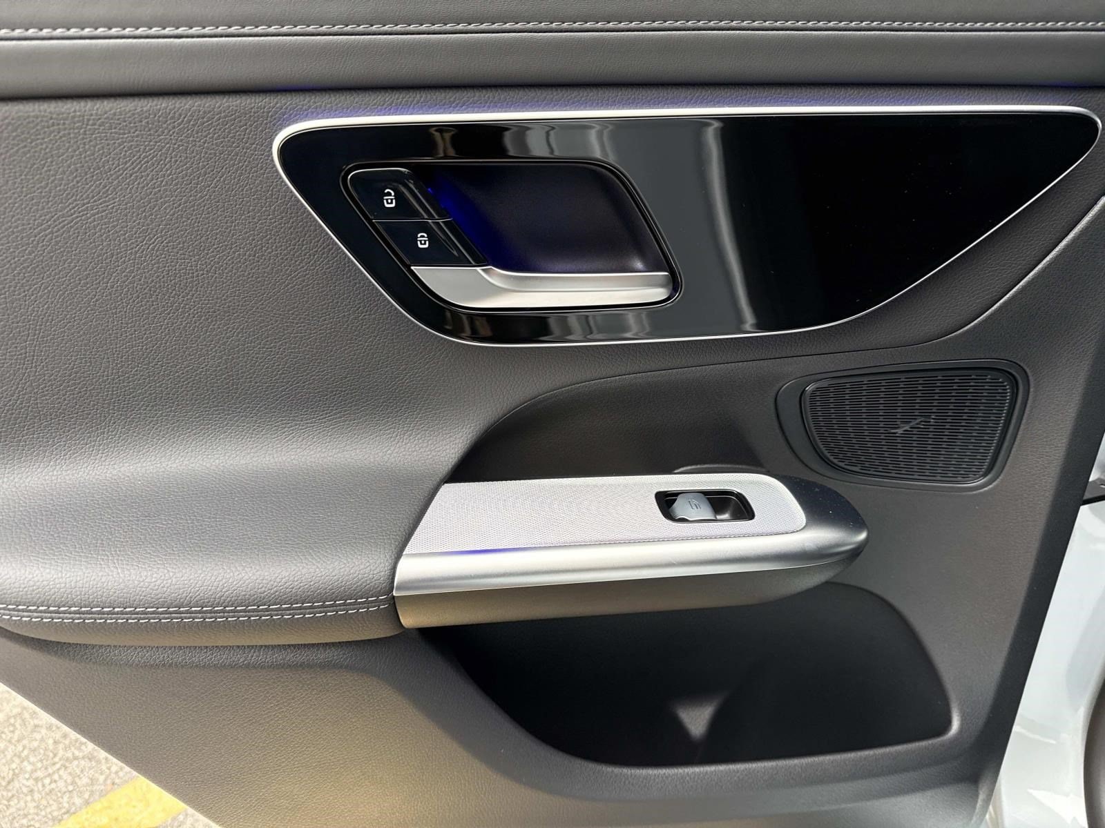 2025 Mercedes-Benz GLC Base - Photo 13