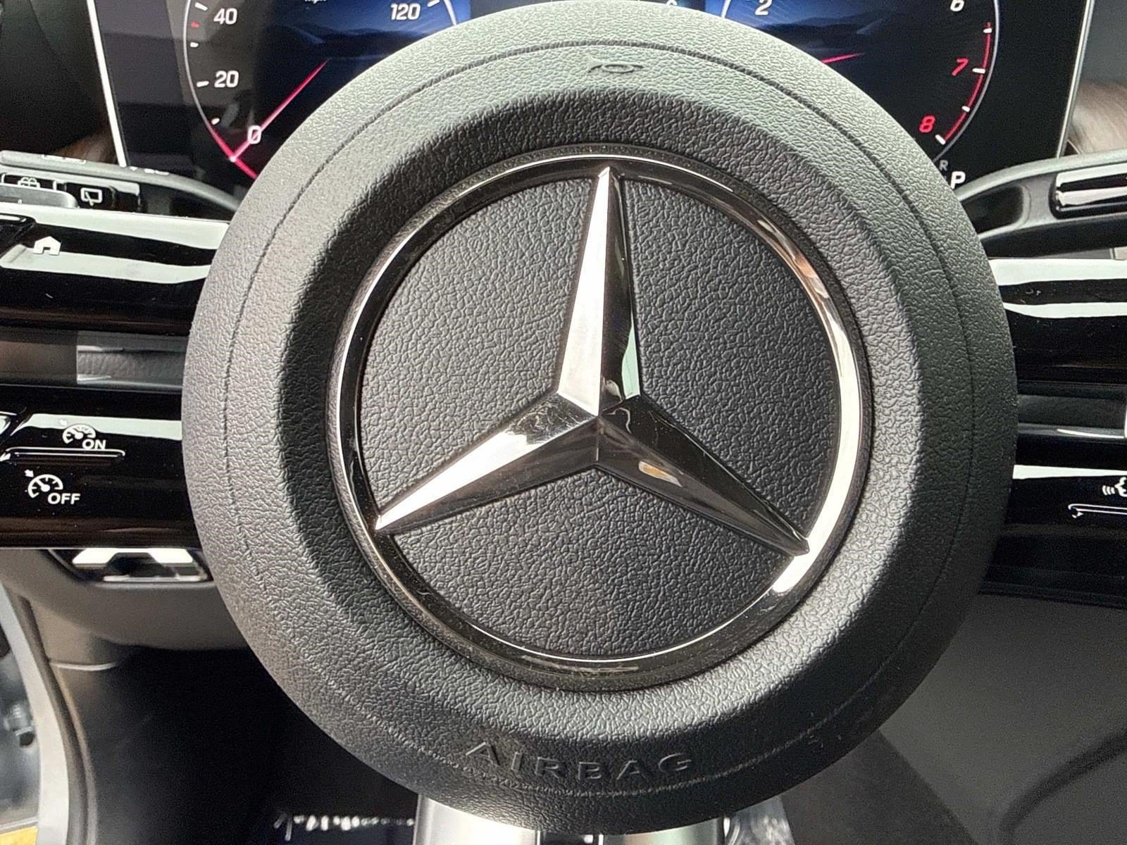 2025 Mercedes-Benz GLC Base - Photo 36