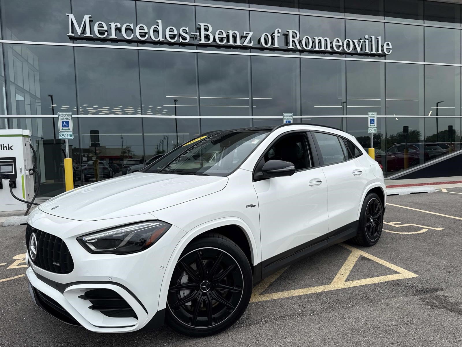 2025 Mercedes-Benz AMG GLA 35