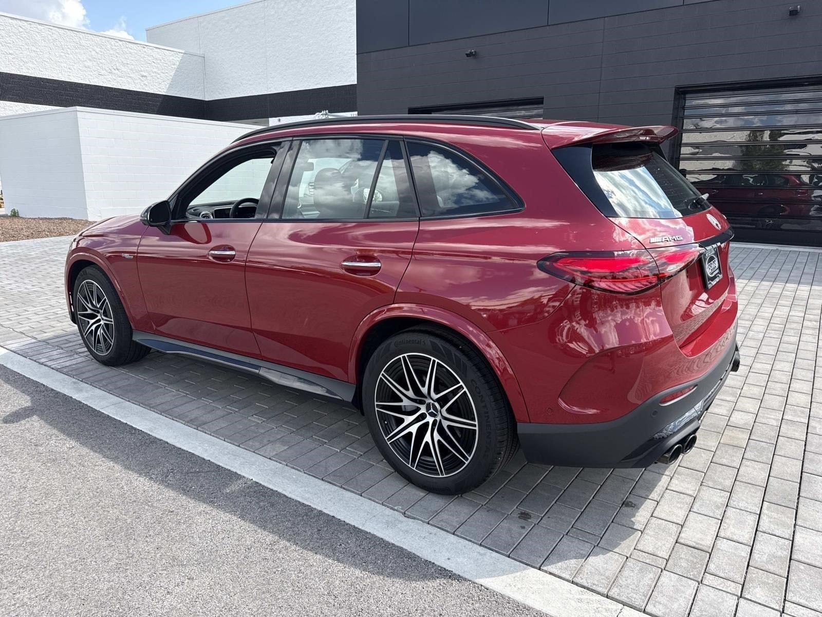2024 Mercedes-Benz GLC AMG GLC43 - Photo 9