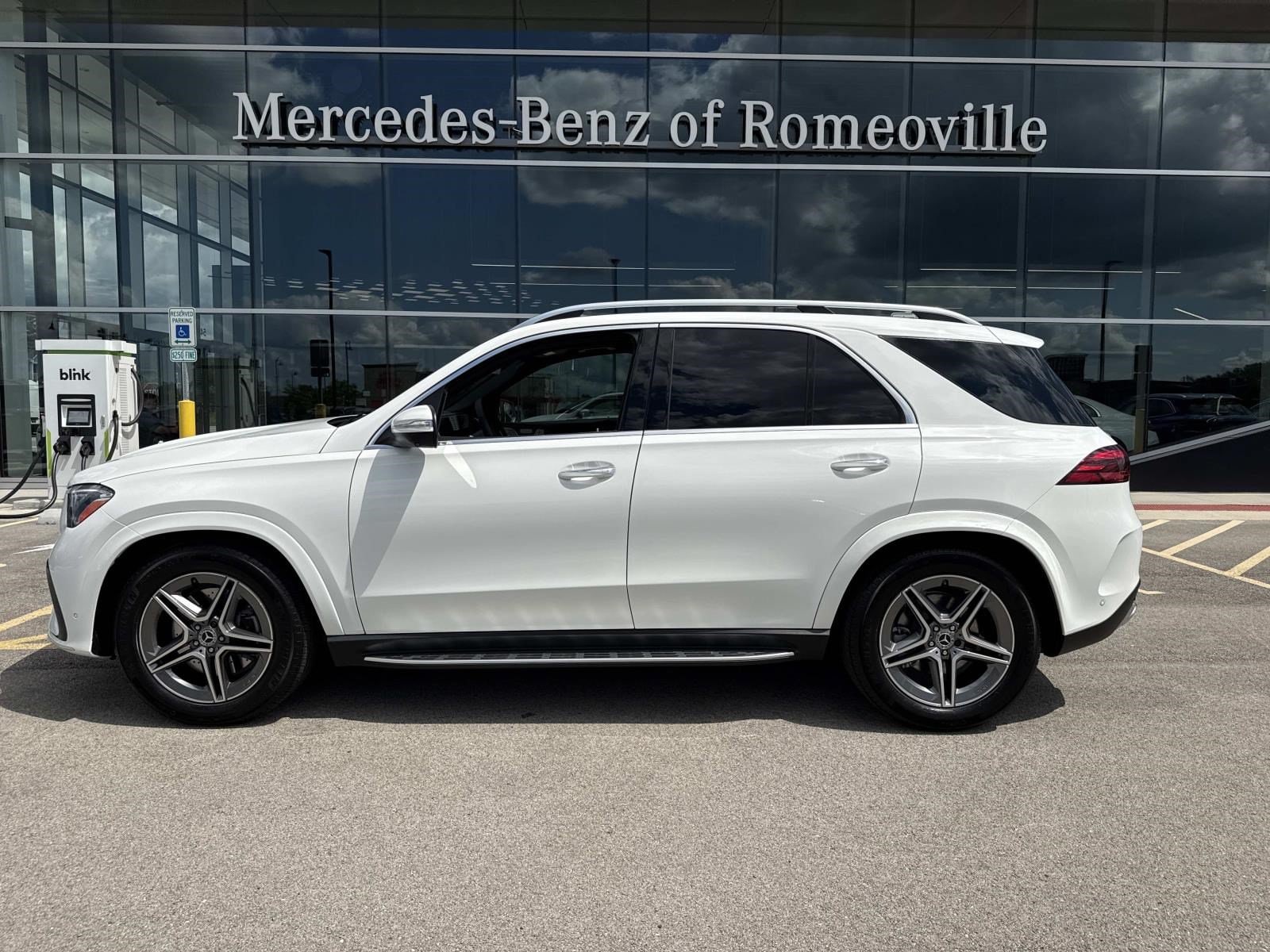 2026 Mercedes-Benz GLE GLE580 - Photo 2