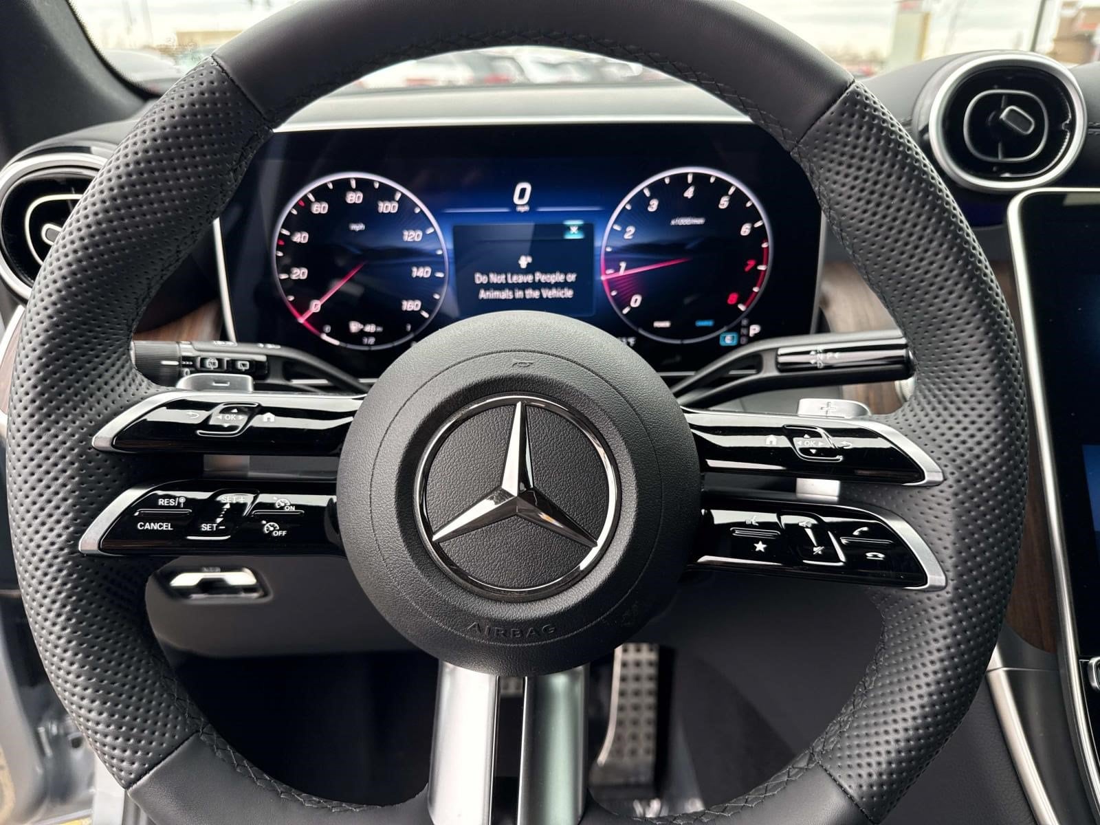 2025 Mercedes-Benz GLC Base - Photo 32