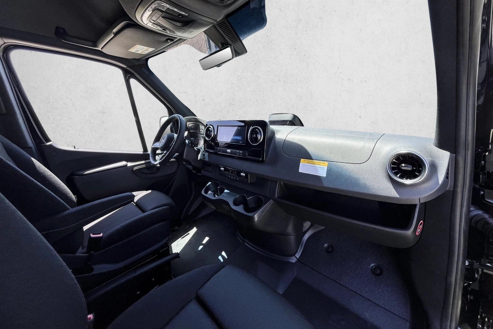 2025 Mercedes-Benz Sprinter Cargo Van Base - Photo 9