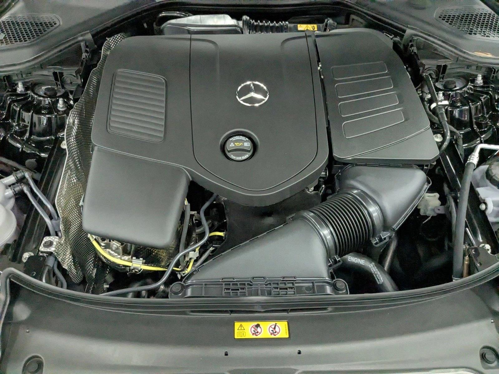 2025 Mercedes-Benz E-Class E350 - Photo 15