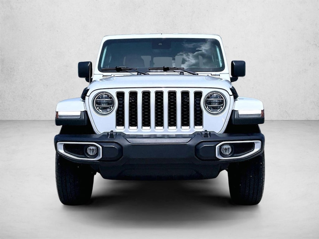 Used 2021 Jeep Gladiator Overland Truck Crew Cab