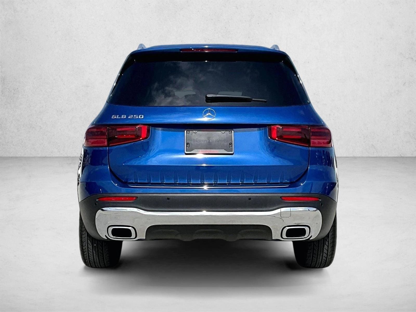 2026 Mercedes-Benz GLB GLB 250 - Photo 4