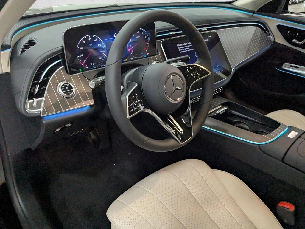 New 2025 Mercedes-Benz E-Class E 350 4MATIC ® Sedan Sedan