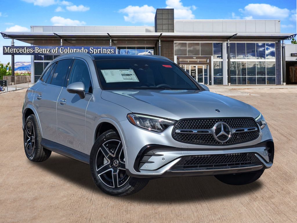 2026 Mercedes-Benz GLC Base