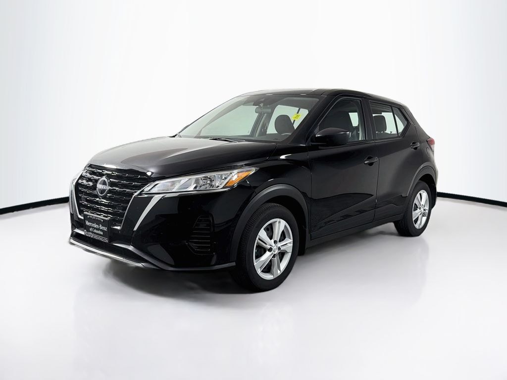 Used 2025 Nissan Kicks Play S SUV