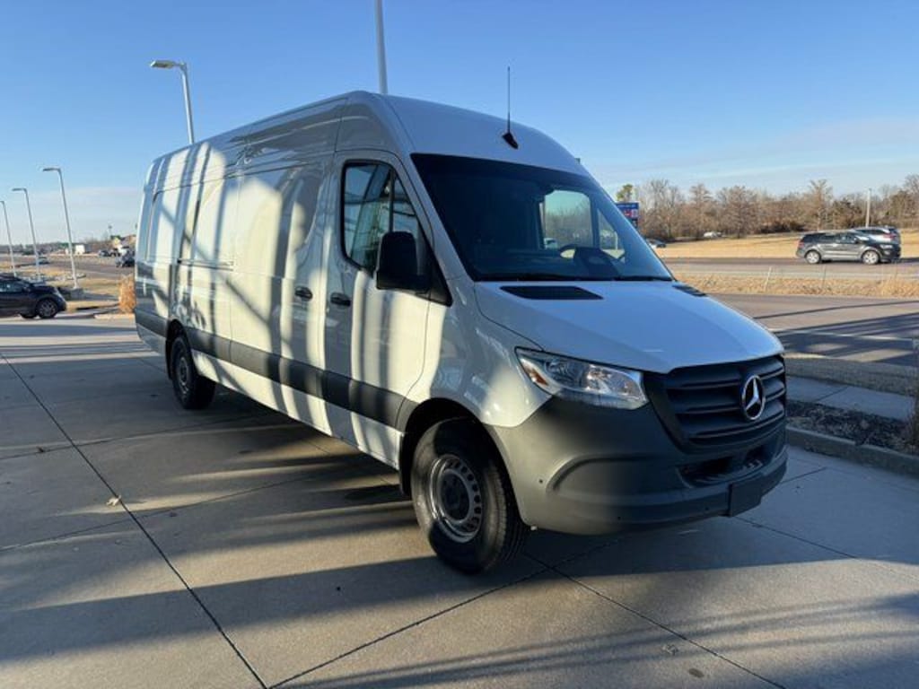 New 2025 Mercedes-Benz Sprinter 2500 High Roof 4-Cyl Diesel HO Van Extended Cargo Van