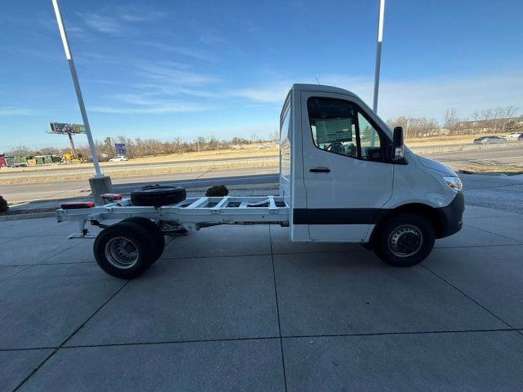 Used 2024 Mercedes-Benz Sprinter 4500 Standard Roof Cab/Chassis