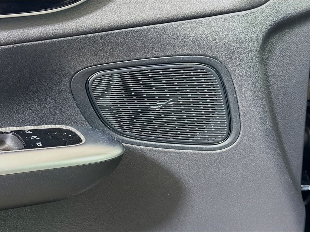 2026 Mercedes-Benz GLC Base - Photo 21