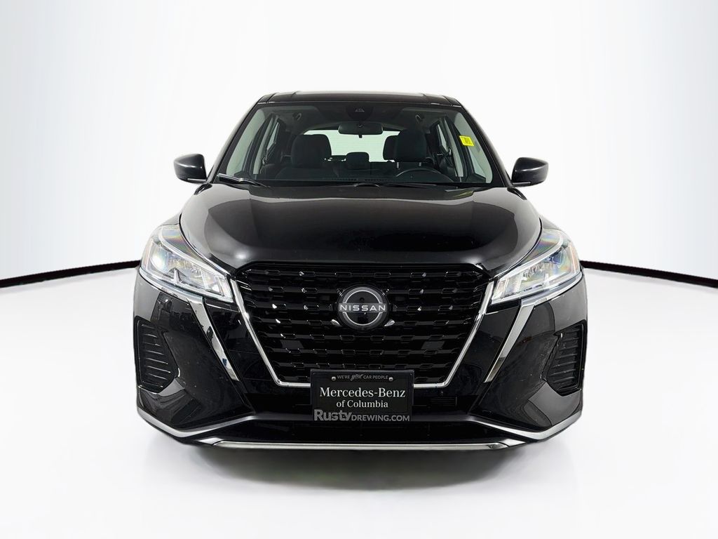 Used 2025 Nissan Kicks Play S SUV